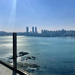 Отель H Avenue Gwanganri