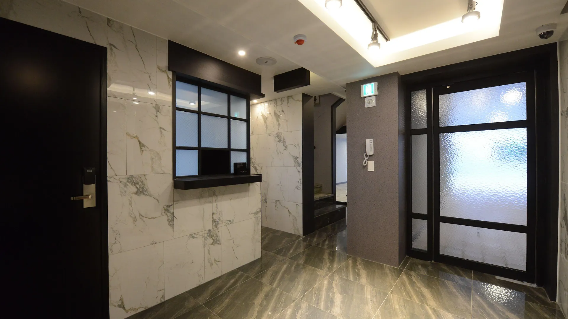 Top Motel Puszan Szálloda