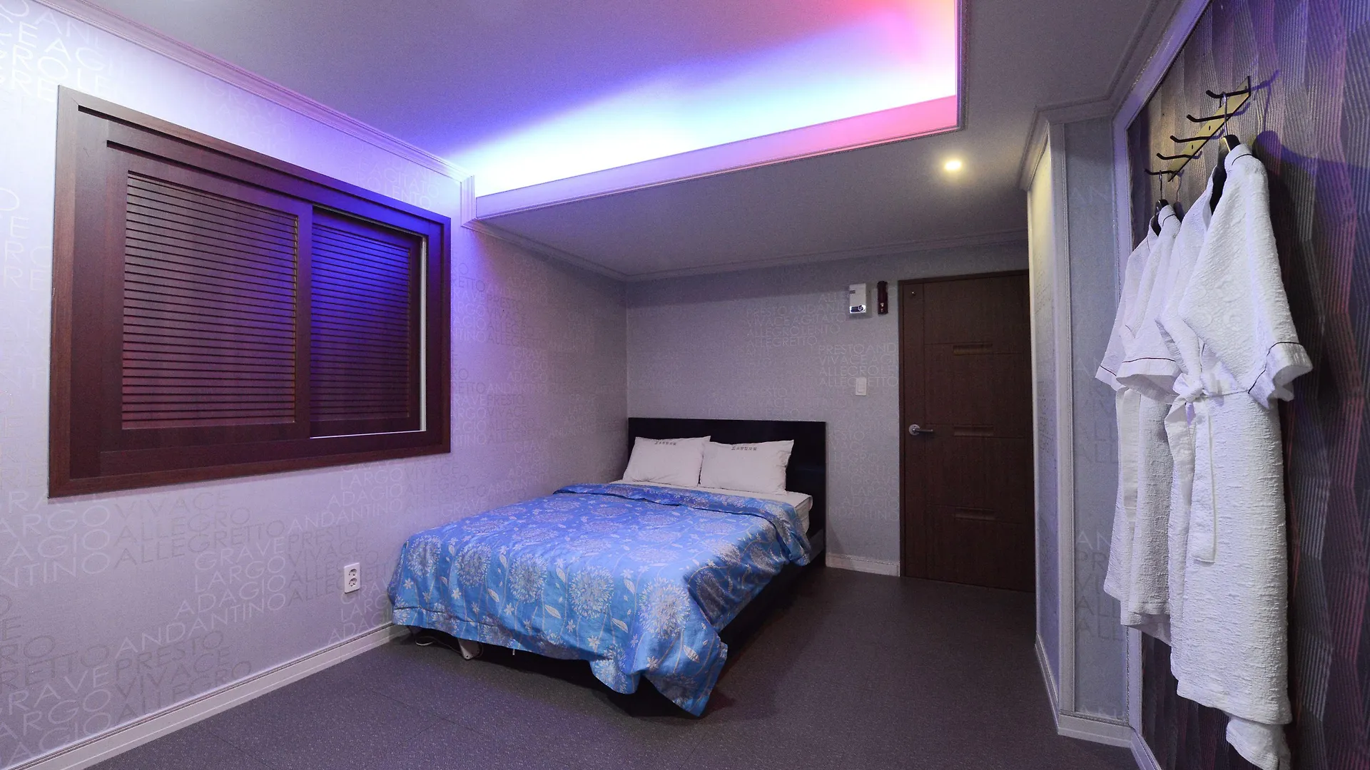 Top Motel Puszan Szálloda